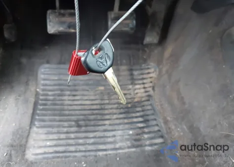 2000 Dodge Dakota Slt/Sport z USA, uszkodzony, nr VIN 1B7GG22N4YS662405